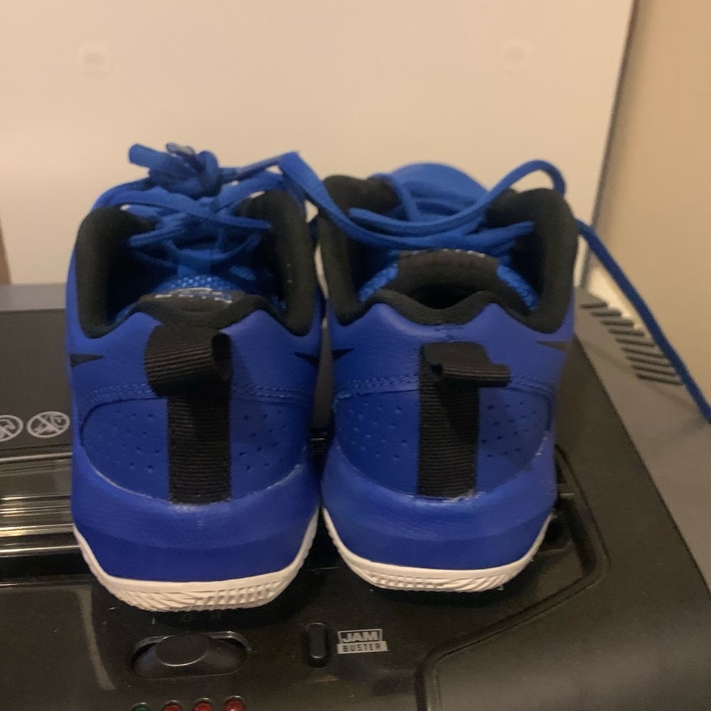 Nike 922680-403 Team Hustle Quick Running Shoes Blue Black Youth